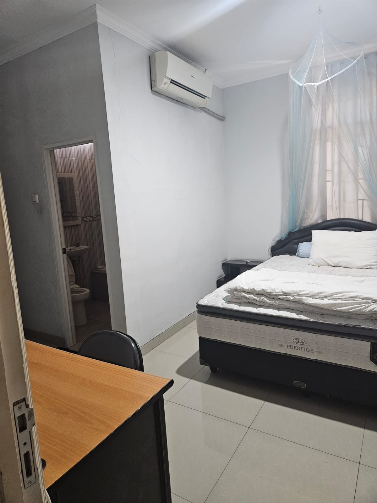 DiSewakan Rumah Fully Furnished di Taman Beverly Lippo Cikarang